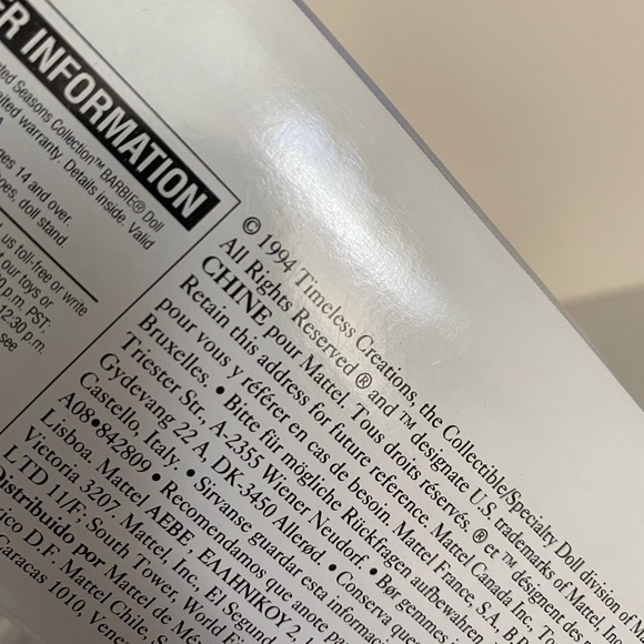 1994 Enchanted Seasons Snow Princess Barbie - Picture 5 of 5